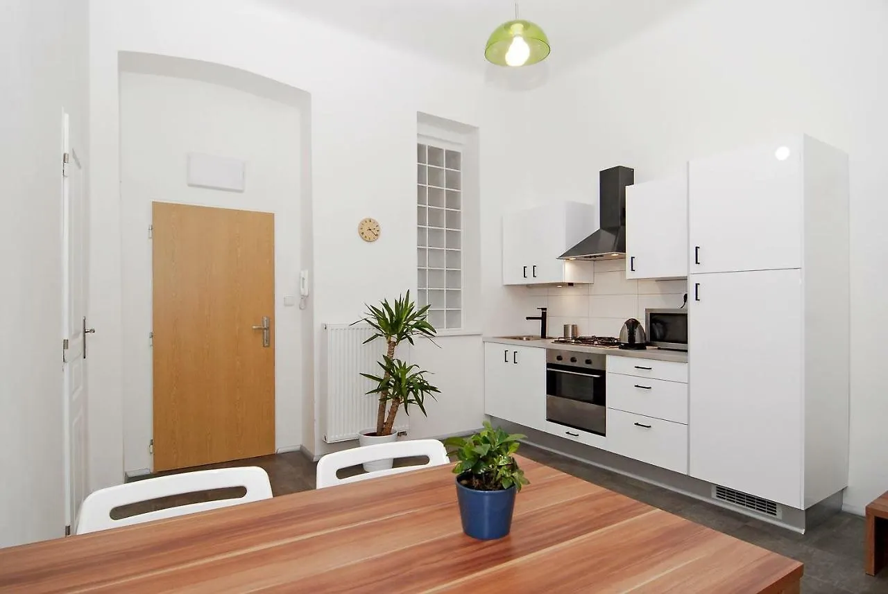 Residence Kostnicke Square Prague 0*,